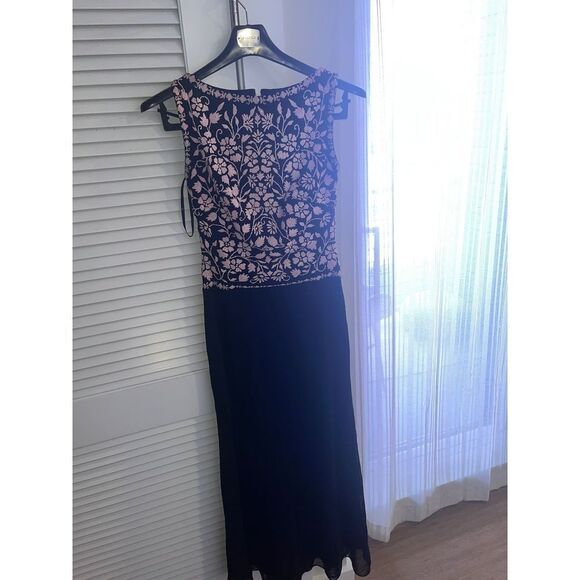 TADASHI pink Beaded Floral Applique Sleeveless Gown VINTAGE 1990s - Picture 1 of 6